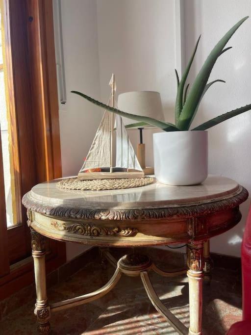 Cal Salmare Seafront Apartment With Rooftop Terrace And Pool 卡拉费尔 外观 照片