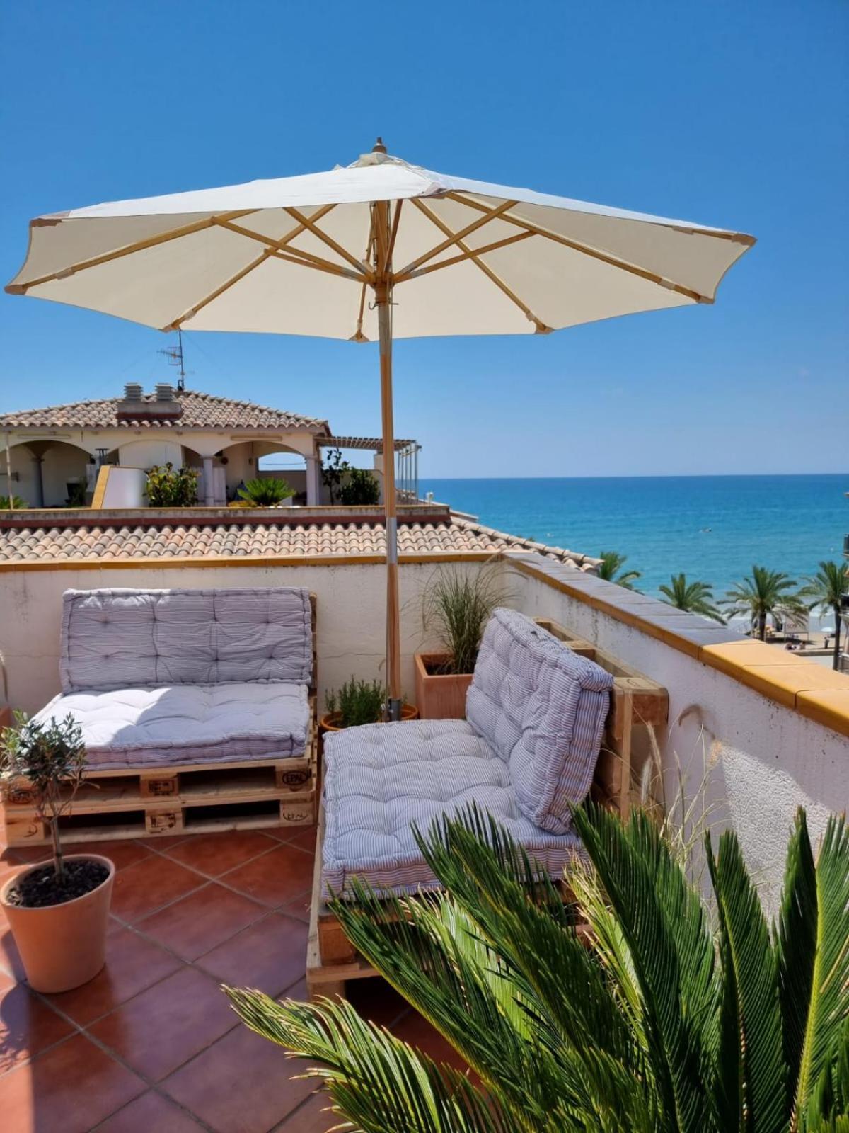 Cal Salmare Seafront Apartment With Rooftop Terrace And Pool 卡拉费尔 外观 照片